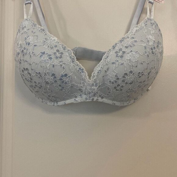 Victoria’s Secret padded no wire bra size size 34DD - Picture 3 of 8